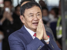 internacional/20260511/ex-primer-ministro-tailandes-thaksin-shinawatra-sale-prision-reabre-batalla-politica-tailandia_416151