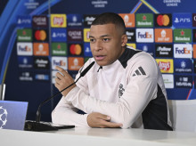 deportes/20260907/rueda-prensa-entrenador-real-madrid-jose-mourinho-kylian-mbappe-directo_455980