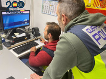 espana/andalucia/20260826/negocio-empadronamientos-inmigrantes-hasta-500-euros-falsos-contratos-alquiler-granada_452319