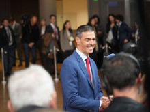 espana/20260605/sanchez-montenegro-pleno-estallido-cloacas-psoe_425477
