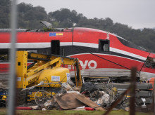 economia/20260310/cajas-negras-trenes-adamuz-revelan-pasaron-15-segundosentre-descarrilamiento-choque_394519