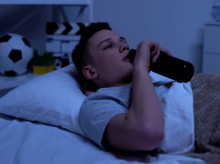 familia/20260227/creo-mi-hijo-adolescente-adicto-alcohol-puedo-hacer_389994