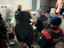 espana/cataluna/20260227/macrooperacion-policial-interceptado-40-kilos-hachis-cataluna-milan_390094