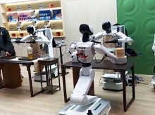 economia/20260302/revolucion-robots-camareros-empieza-asomarse_391056