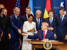 internacional/20260308/trump-lideres-hispanoamerica-no-aprender-maldito-idioma_393388