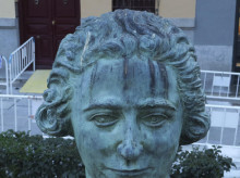 cultura/20260309/psoe-rechazo-clara-campoamor-continua-hoy-reivindicandola-vandalizacion-busto_393614