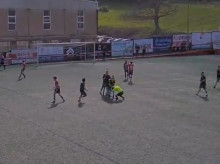 deportes/futbol/20260309/futbolista-agrede-arbitro-despues-hacer-penalti-recibe-respaldo-club_393795