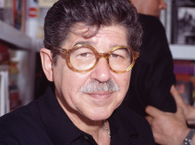 cultura/20260310/muere-87-anos-escritor-peruano-alfredo-bryce-echenique-icono-posboom-hispanoamericano_394366