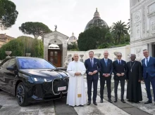 religion/vaticano/20260310/nuevo-coche-papa-detalles-ford-escondido-nuevo-hibrido_394402