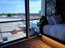 estilo-vida/viajar/20260311/miami-apuesta-comfort-ofrece-habitaciones-dormir-duchas-dentro-aeropuerto_394569