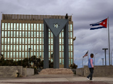 internacional/20260518/cuba-distribuye-guia-conducta-ante-eventual-invasion-estados-unidos_418576