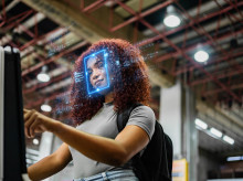 economia/empleo/20260323/juanma-lorente-abogado-sobre-fichar-huella-cara-trabajo-puedes-reclamar-indemnizacion-cns_398953