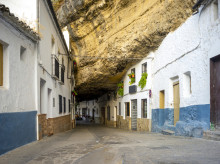 estilo-vida/viajar/20260330/pueblos-espana-cuevas-pueden-visitar-e-incluso-dormir-ellas_400948