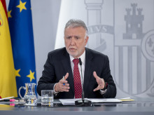 espana/20260327/angel-victor-torres-comparece-reunion-pedro-sanchez-e-imanol-pradales-directo_400950