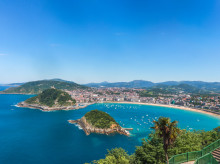 estilo-vida/viajar/20260329/10-playas-urbanas-espectaculares-espana-cantabrico-canarias_400961