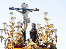 espana/la-voz-de-cordoba/religion-y-cofradias/20260329/hermandad-amor-numerosos-estrenos-recorre-calles-cordoba_401520