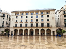 espana/comunidad-valenciana/20260330/juicio-acusado-cultivar-cannabis-almacenar-armas-prohibidas-alicante_401540