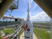 ciencia/20260331/nasa-comienza-cuenta-regresiva-primer-lanzamiento-lunar-medio-siglo_401957