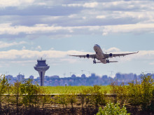 economia/20260402/menos-rutas-precios-altos-incertidumbre-entre-aerolineas-posible-escasez-combustible_402416