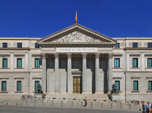 espana/20260415/victimas-adamuz-movilizan-frente-congreso-directo_406918