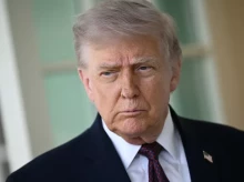 internacional/20260415/trump-vuelve-criticar-papa-le-pide-condene-miles-muertos-regimen-irani_406944