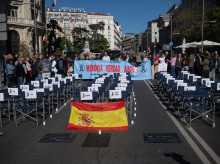 economia/20260415/victimas-adamuz-denuncian-retirada-pruebas-senalan-oscar-puente-frente-congreso_407043