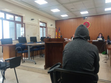 espana/baleares/20260415/reconoce-haber-violado-dejado-embarazada-hija-10-anos-pareja_407108