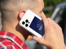 espana/la-voz-de-cordoba/sociedad/20260416/son-tarjetas-azules-llevan-famosos-moviles-prometen_407181