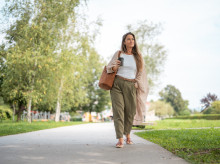 salud-y-bienestar/salud/20260426/te-sientes-solo-prueba-dar-paseo-aire-libre_407854