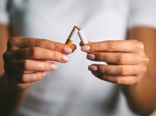 sociedad/20260421/reino-unido-prohibe-comprar-tabaco-todos-nacidos-partir-1-enero-2009_409483