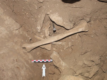 espana/galicia/20260426/principales-yacimientos-funerarios-edad-bronce-esta-cueva-santo-orense_410297