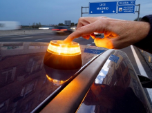 motor/20260425/dato-revela-baliza-v16-no-esta-funcionando-deja-aire-futuro_410817