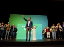 espana/andalucia/20260425/moreno-afirma-sera-pp-inaugure-ave-almeria-sanchez-puente-no-son-capaces-hacerlo_410996