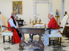 religion/vaticano/20260427/camino-incierto-mullally-lider-anglicana-admitio-ante-papa-sobre-futuro-iglesia_411421