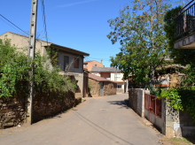 espana/castilla-y-leon/20260428/vecinos-pueblo-zamora-obligados-recorrer-cuatro-kilometros-poder-hablar-telefono_411480