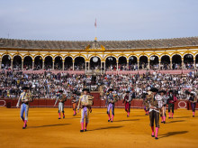 cultura/20260427/feria-abril-no-hay-billetes-graves-cornadas-morante-roca-rey_411657