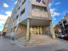 espana/castilla-la-mancha/20260505/nina-12-anos-matrimonio-forzado-dos-embarazos-defensa-polemica-son-costumbres-ancestrales_414379