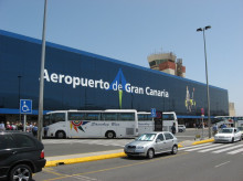 sociedad/20260506/avion-dos-pacientes-evacuados-crucero-aterriza-gran-canaria-repostar-rechazado-marruecos_414898