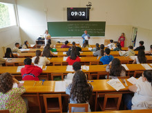 educacion/20260513/selectividad-ideologizada-adoctrinadora-alumnos-responden-textos-izquierdistas-examen-lengua_416872