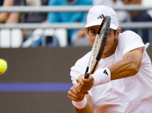 deportes/tenis/20260514/jodar-muere-orilla-cae-cuartos-contra-darderi_417452