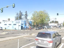 internacional/20260517/tres-muertos-varios-heridos-california-atropello-masivo_418439