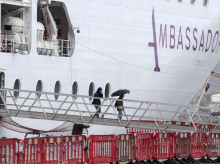 sociedad/20260518/atraca-guecho-crucero-afectado-brote-gastroenteritis_418595