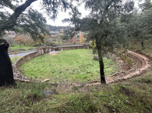 cultura/20260518/insolita-plaza-toros-excavada-sierra-huelva-vuelve-vida-decadas-abandono_418668
