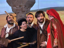 espana/la-voz-de-cordoba/cultura/20260519/cabildo-catedral-cordoba-ofrece-dos-funciones-gran-teatro-mundo-patio-san-eulogio_419236