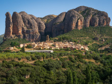 estilo-vida/viajar/20260522/12-pueblos-bonitos-espana-casi-nadie-visita-deberian_419830
