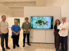 espana/comunidad-valenciana/20260522/roberto-urbano-gana-primer-premio-eac-2026-instituto-juan-gilalbert-obra-sera-no-sera_420341