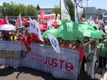 espana/castilla-y-leon/20260522/trabajadores-renault-valladolid-paran-exigir-negociacion-convenio-amenazan-huelga-indefinida_420588