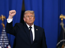 internacional/20260523/trump-dividido-entre-cerrar-acuerdo-paz-reanudar-guerra-iran_420883