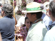 gente/20260524/tiernas-imagenes-francisco-tana-rivera-emocion-amor-padre-rocio_420987