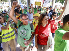 espana/comunidad-valenciana/20260529/sindicatos-exigen-ahora-negociar-educacion-este-fin-semana-despues-paralizar-reuniones-cinco-dias-protestar-valencia_422926